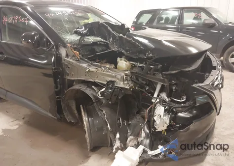 2021 Nissan Rogue Sv Intelligent Awd z USA, uszkodzony, nr VIN 5N1AT3BB0MC673897